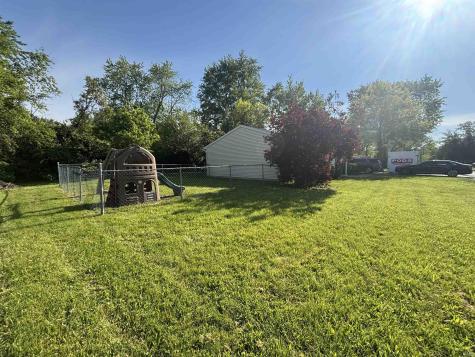 3813 E Maple Grove Avenue Fort Wayne IN 46806