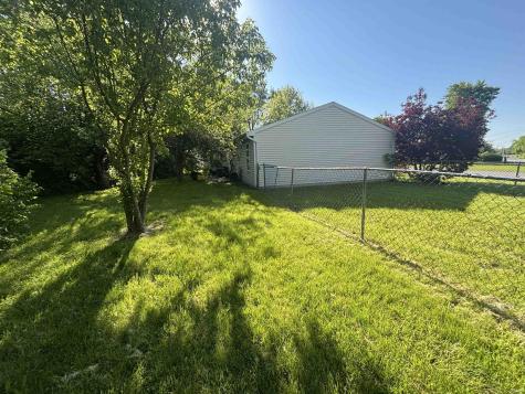 3813 E Maple Grove Avenue Fort Wayne IN 46806