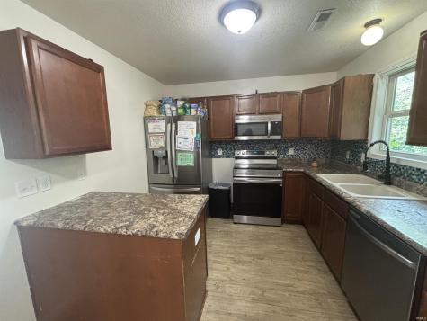 3813 E Maple Grove Avenue Fort Wayne IN 46806