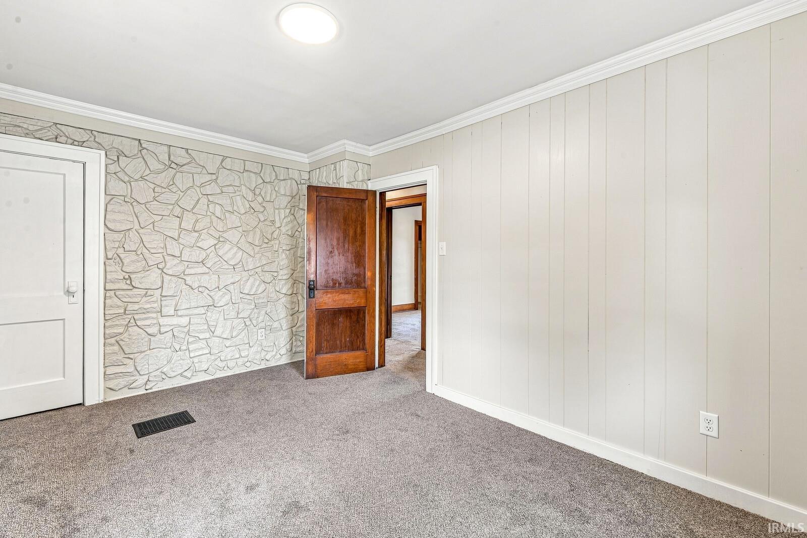 730 S 34th Street South Bend IN 46615