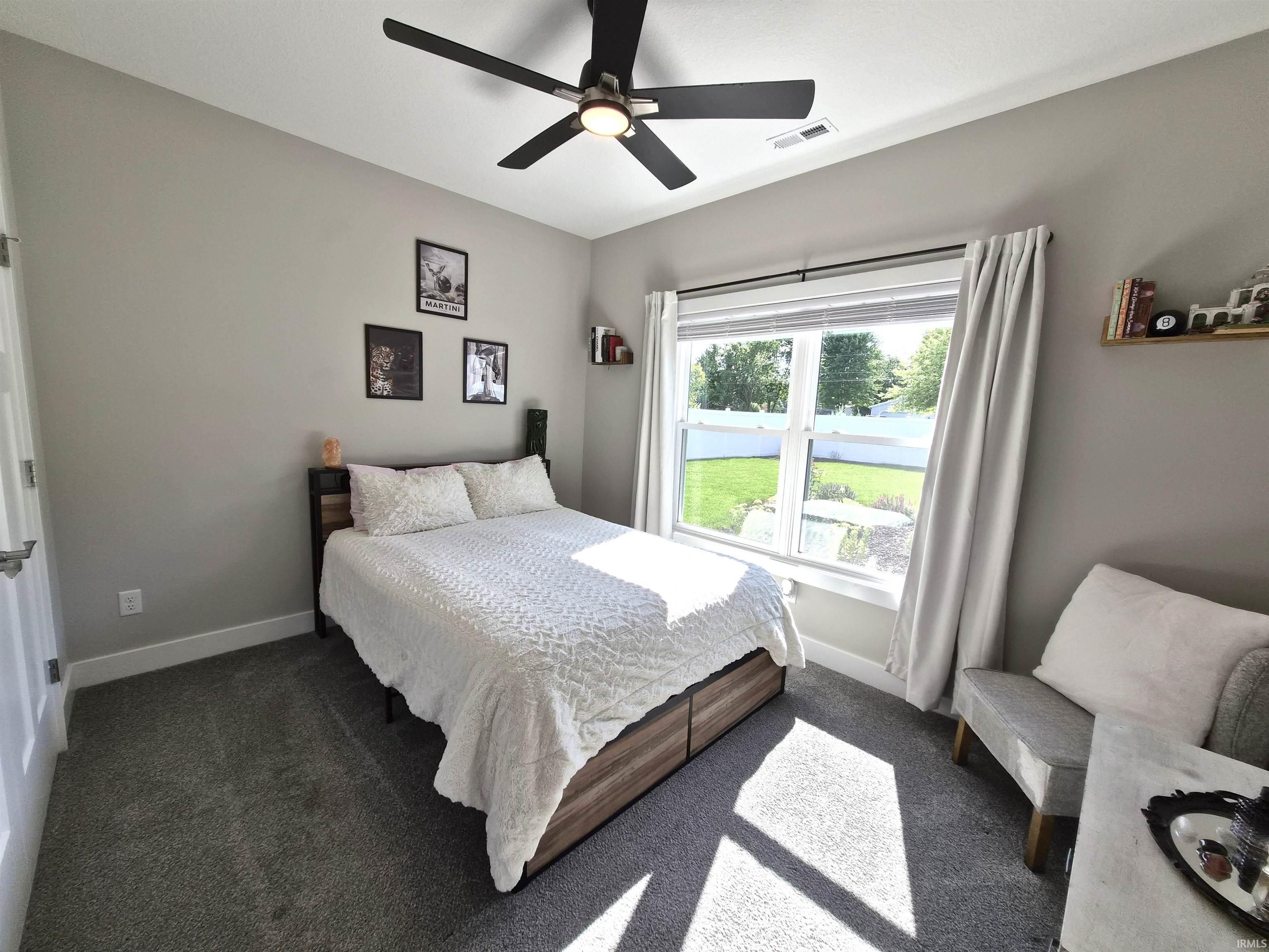 1207 E Dresdin Drive Warsaw IN 46580