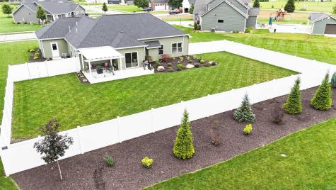 1207 E Dresdin Drive Warsaw IN 46580