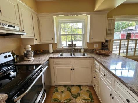 2015 E Gum Street Evansville IN 47714