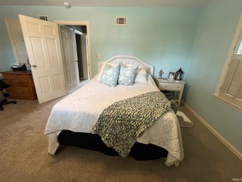 2015 E Gum Street Evansville IN 47714