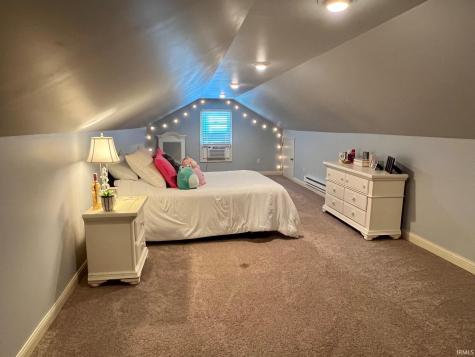 2015 E Gum Street Evansville IN 47714