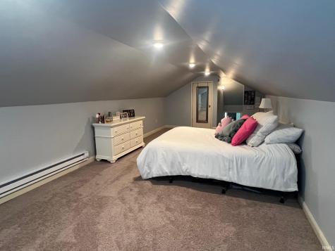 2015 E Gum Street Evansville IN 47714