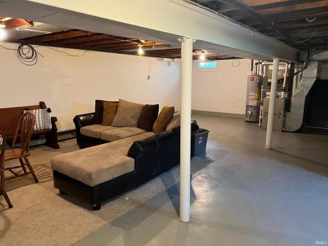2015 E Gum Street Evansville IN 47714