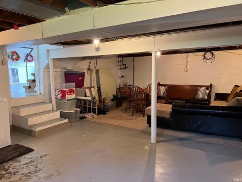 2015 E Gum Street Evansville IN 47714