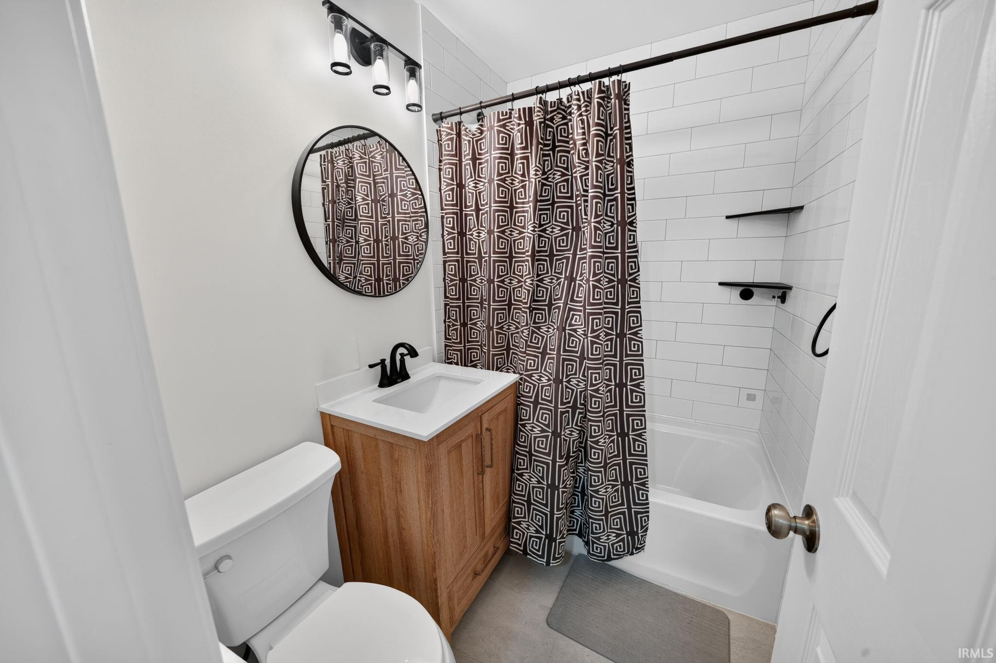 1240 Ebeling Drive South Bend IN 46615