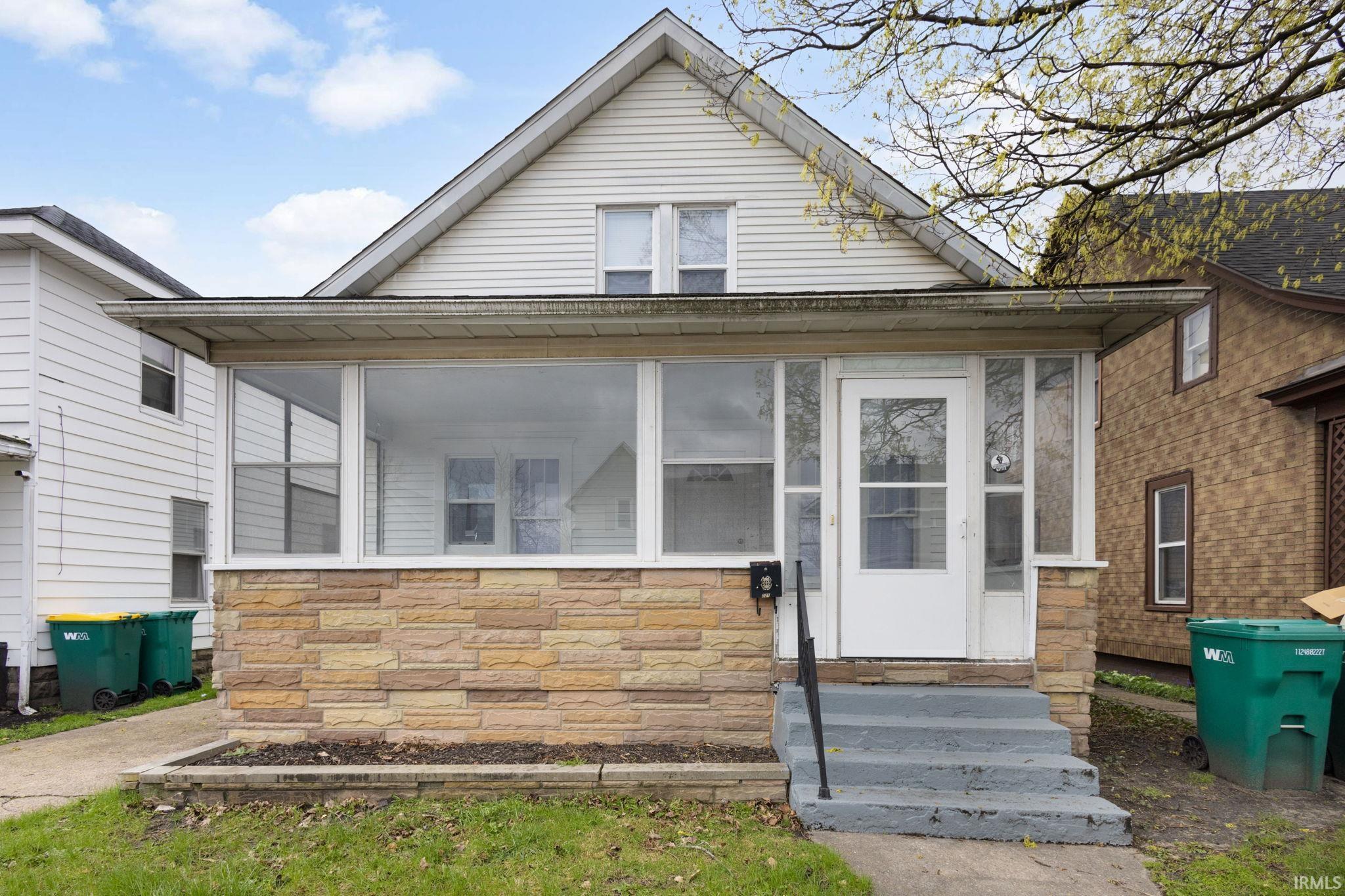 221 E 8th Street Mishawaka IN 46544