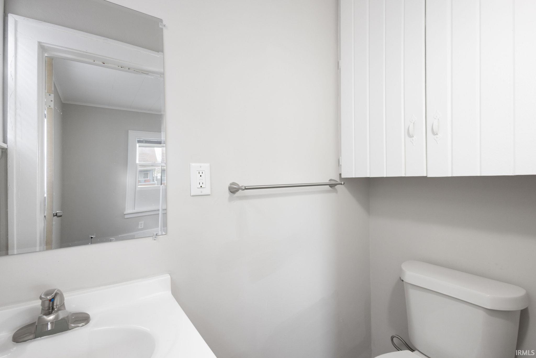 221 E 8th Street Mishawaka IN 46544