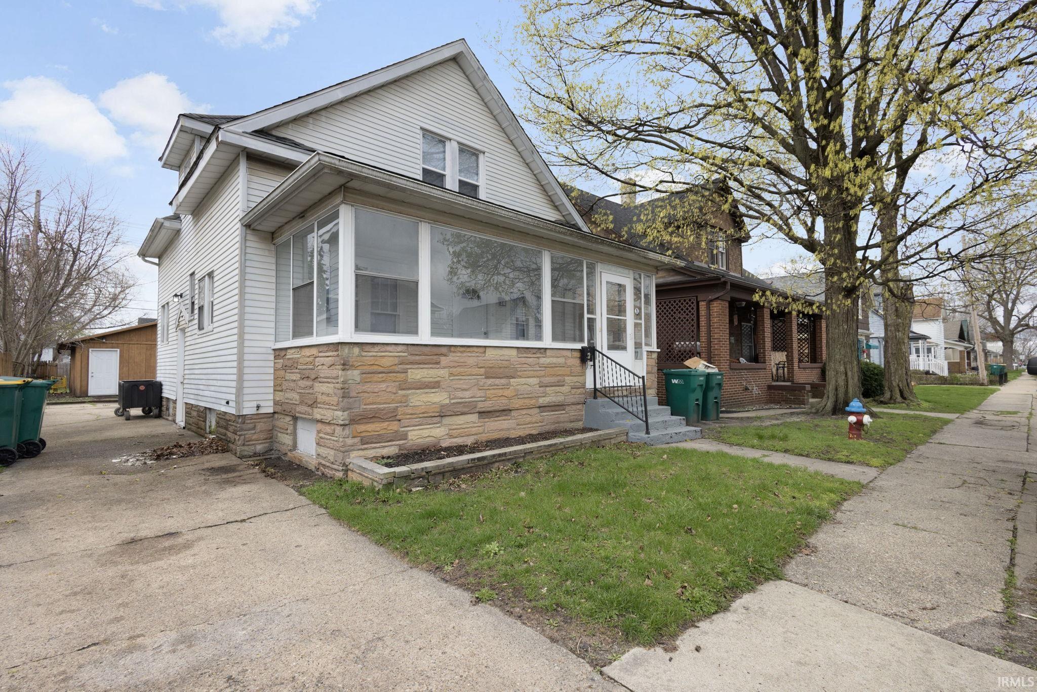 221 E 8th Street Mishawaka IN 46544