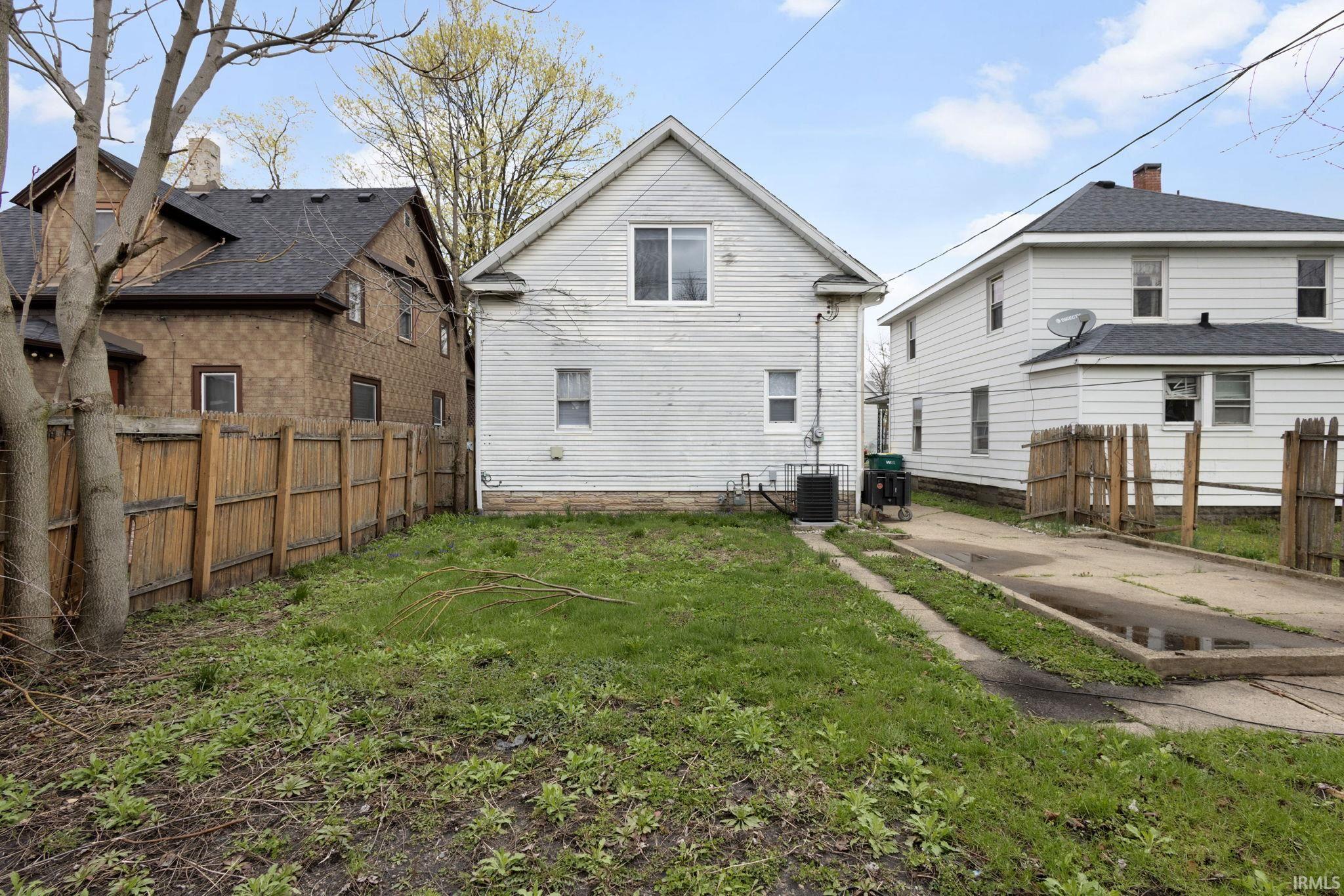 221 E 8th Street Mishawaka IN 46544