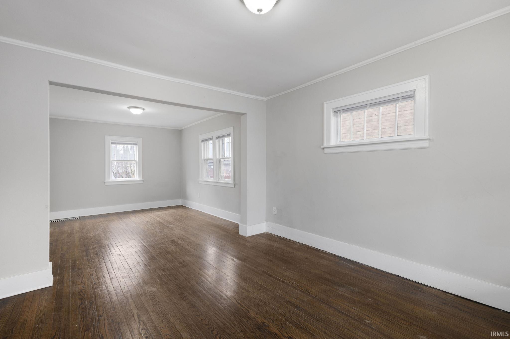 221 E 8th Street Mishawaka IN 46544