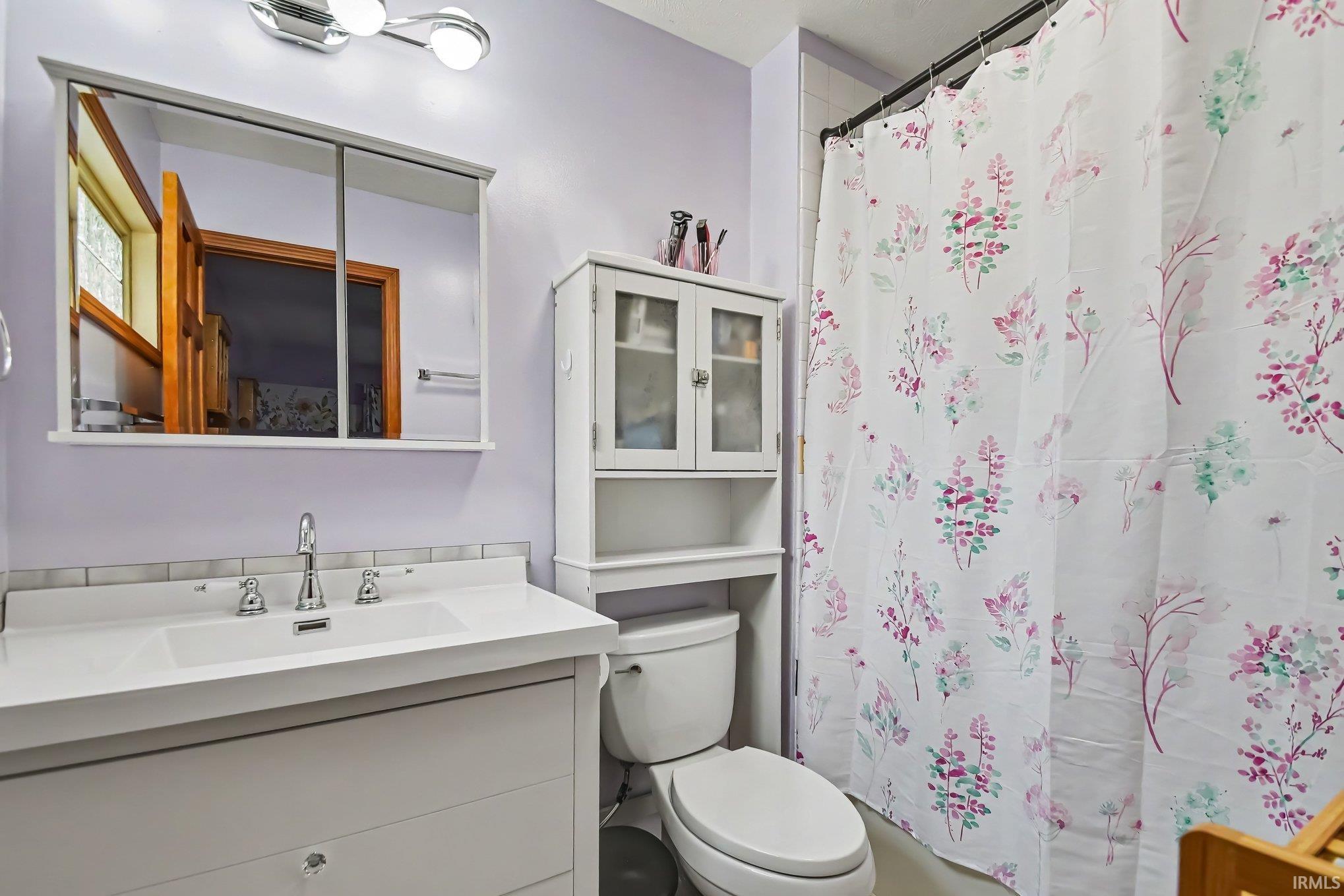 22352 Stonebridge Drive Elkhart IN 46514