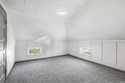 437 N Conde Street Tipton IN 46072