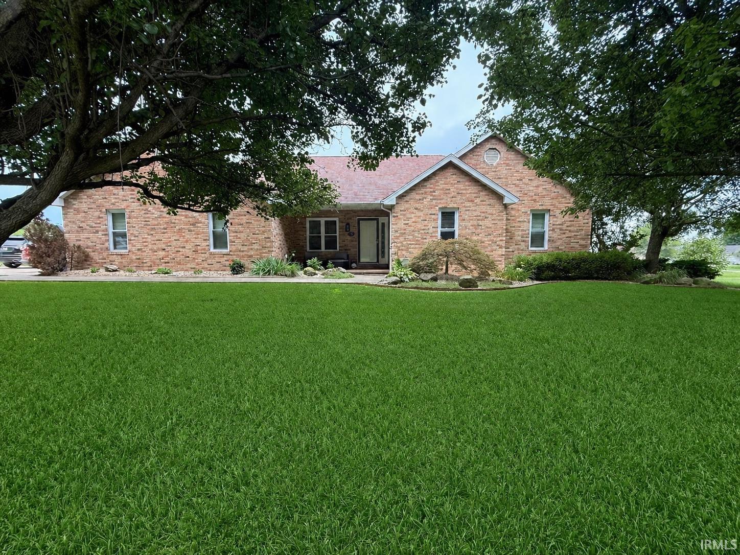 4 White Ridge Court Washington IN 47501