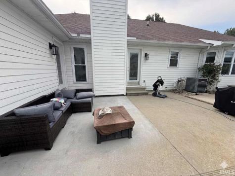 4 White Ridge Court Washington IN 47501