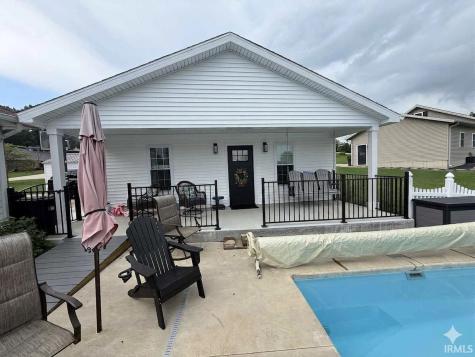 4 White Ridge Court Washington IN 47501