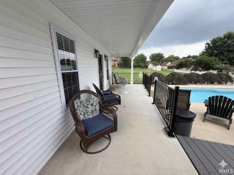 4 White Ridge Court Washington IN 47501