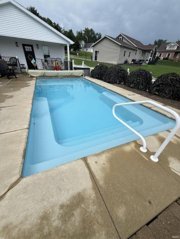 4 White Ridge Court Washington IN 47501