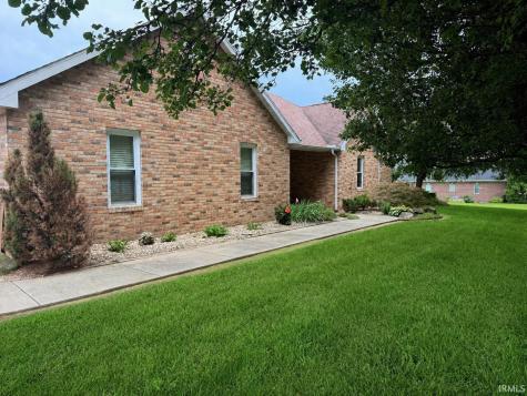 4 White Ridge Court Washington IN 47501
