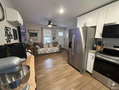 4 White Ridge Court Washington IN 47501