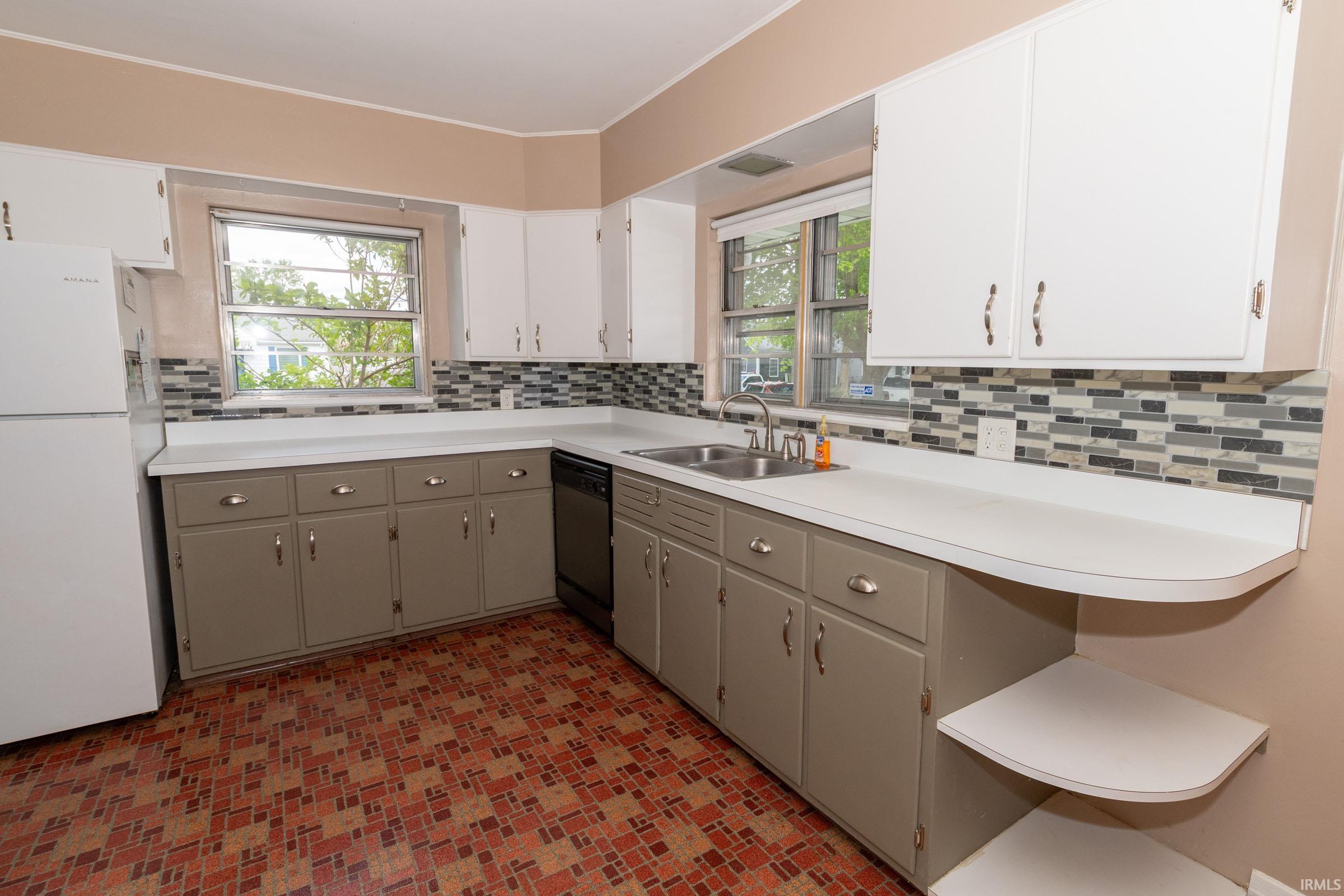 1922 E Fox Street South Bend IN 46613