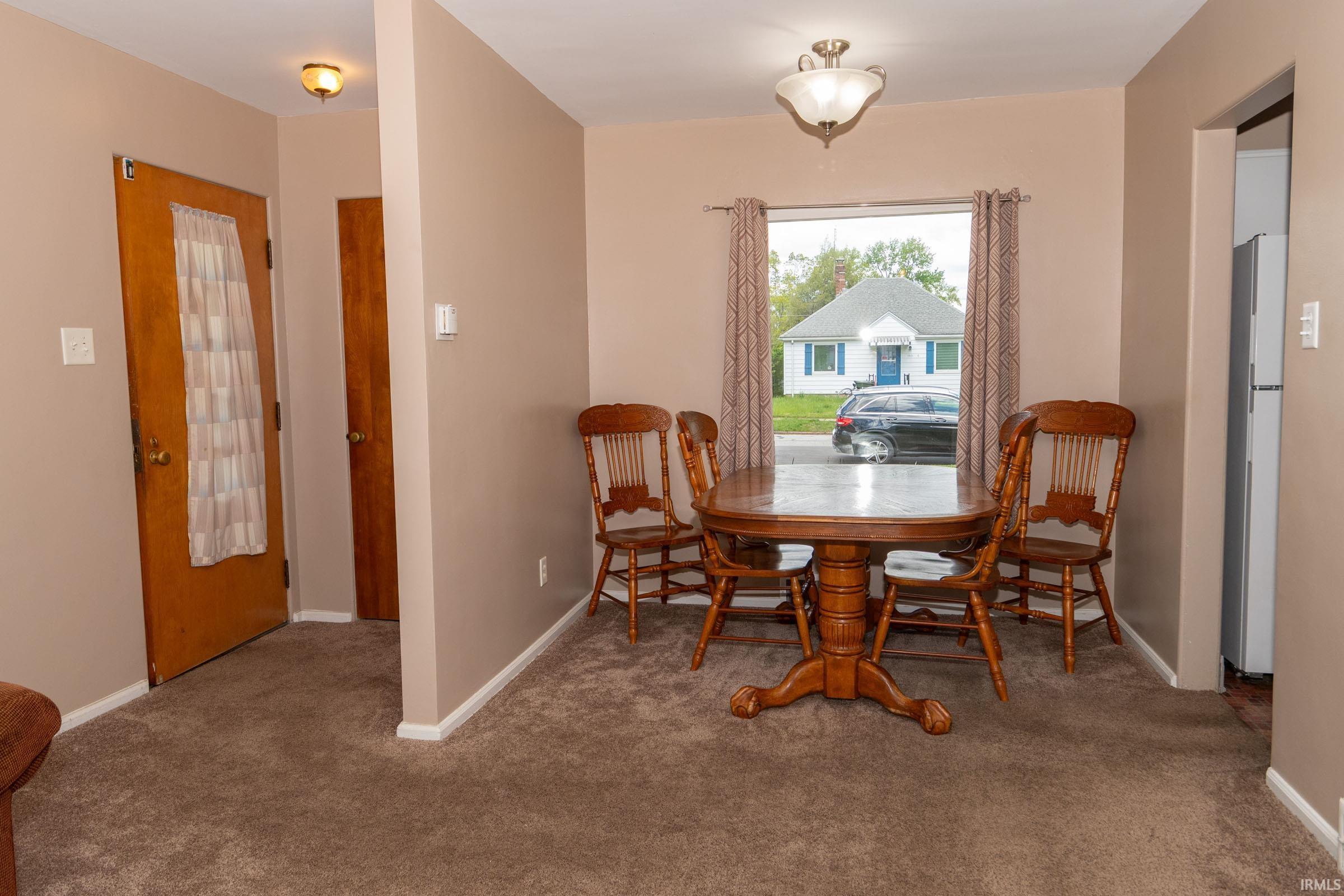 1922 E Fox Street South Bend IN 46613