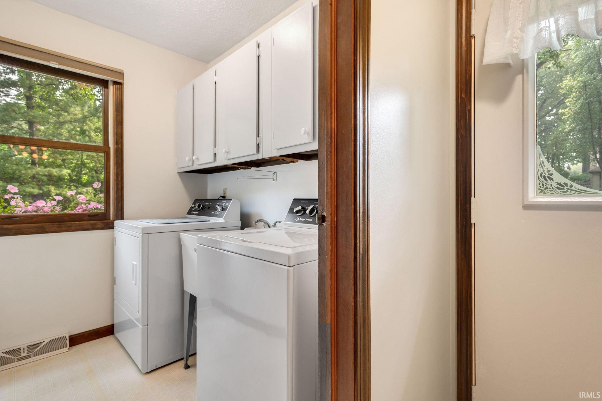 50950 Woodstream Court Granger IN 46530