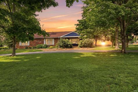 526 W Reade Avenue Upland IN 46989