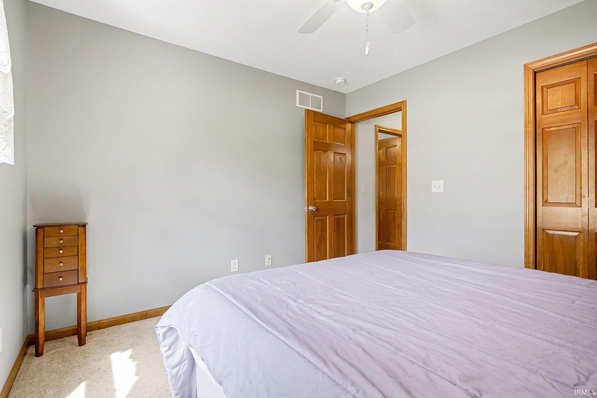 23605 River Drive Goshen IN 46528
