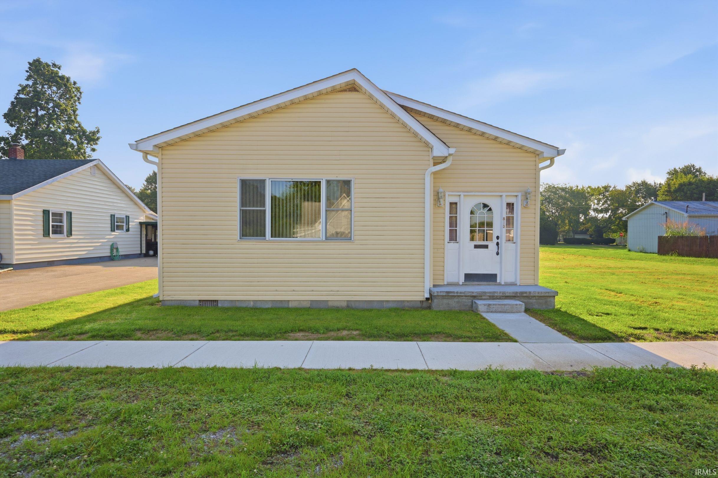 813 N 11th Street Elwood IN 46036