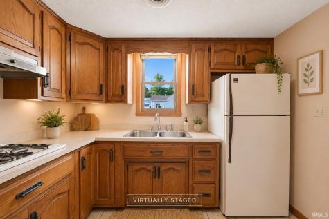 813 N 11th Street Elwood IN 46036