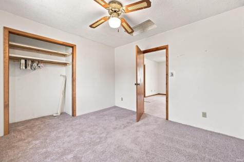 813 N 11th Street Elwood IN 46036