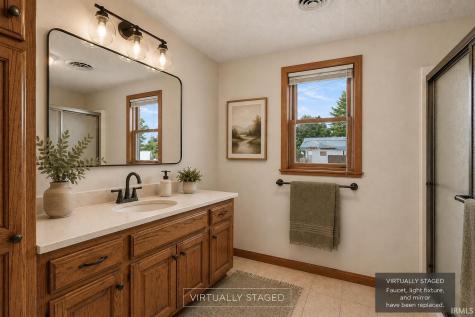 813 N 11th Street Elwood IN 46036