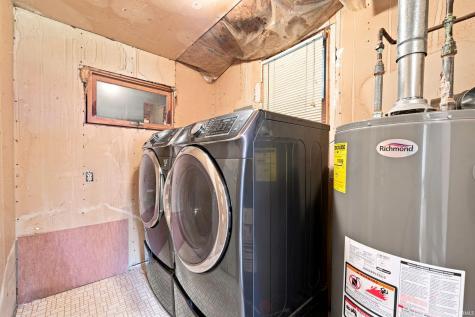 813 N 11th Street Elwood IN 46036