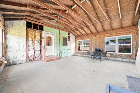 813 N 11th Street Elwood IN 46036