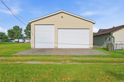 813 N 11th Street Elwood IN 46036
