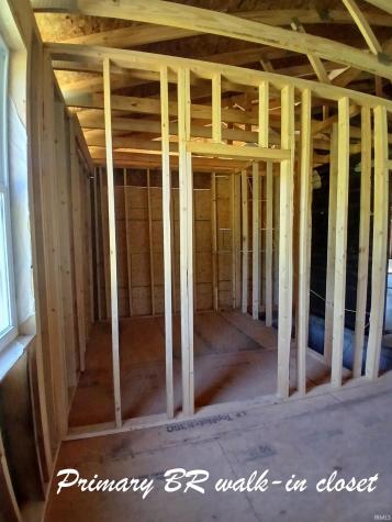 1569 Old Hwy 60 W Mitchell IN 47446