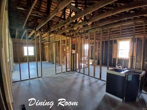 1569 Old Hwy 60 W Mitchell IN 47446