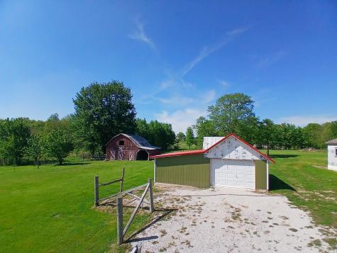 1569 Old Hwy 60 W Mitchell IN 47446