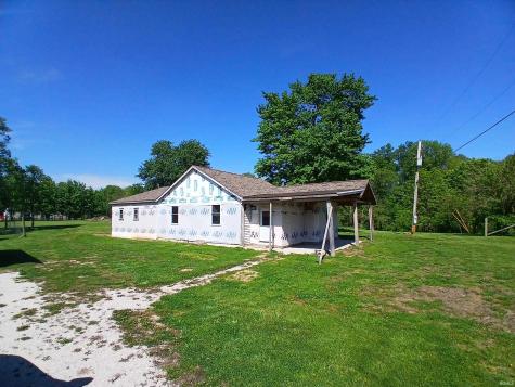 1569 Old Hwy 60 W Mitchell IN 47446