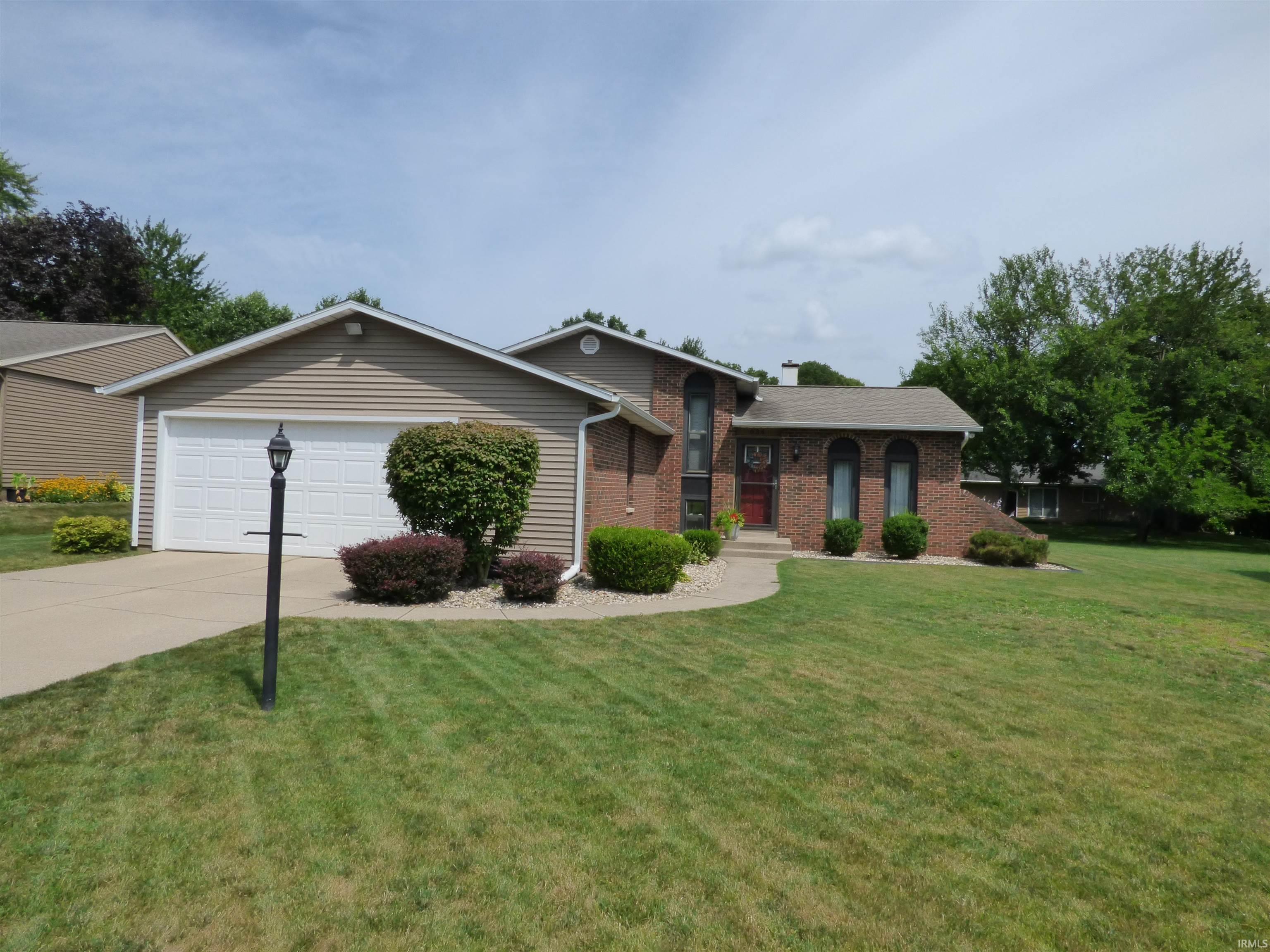 834 Greenmount Court Mishawaka IN 46544