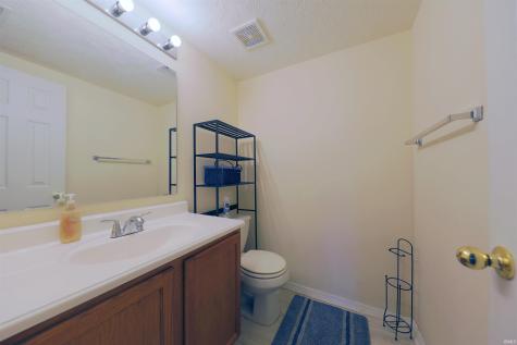 3212 Oaklyn Drive Evansville IN 47711