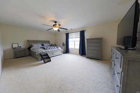 3212 Oaklyn Drive Evansville IN 47711