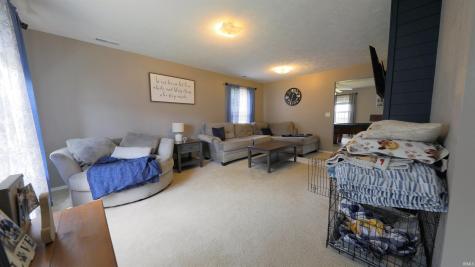 3212 Oaklyn Drive Evansville IN 47711