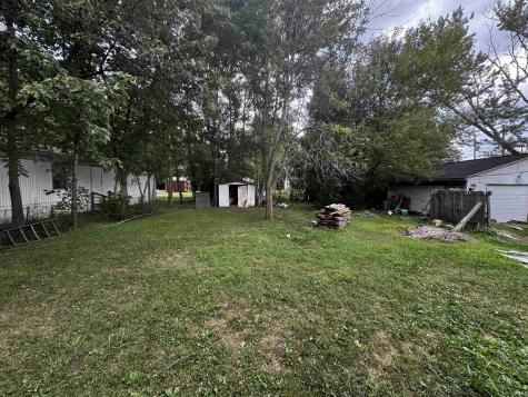 669 2nd Street Linton IN 47441