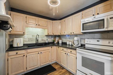 413 Willow Drive Union City IN 47390