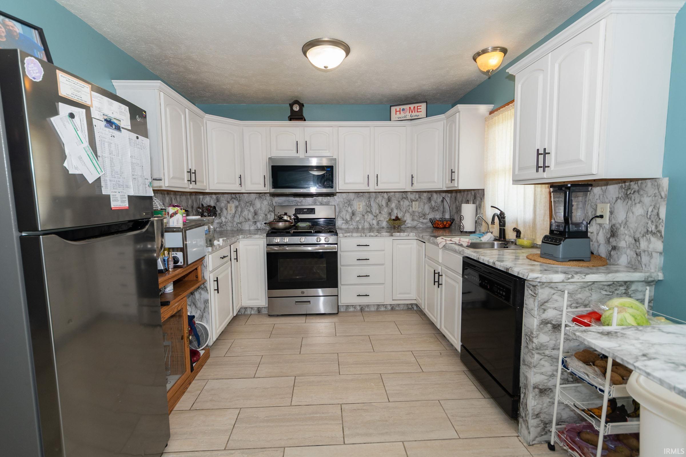 1008 Colonial Manor Drive Goshen IN 46526